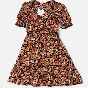 NWT Beautiful Floral Dress